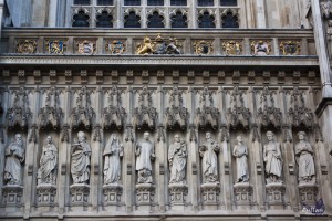 Photo: "Londres: The ten Christian Martyrs in Westminster Abbey" by Zyllan Fotografía on Flickr